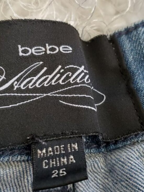 bebe Addiction Women's Jean Shorts Size 25 Light Blue Denim Cutoffs Fray Outdoor - Picture 5 of 14